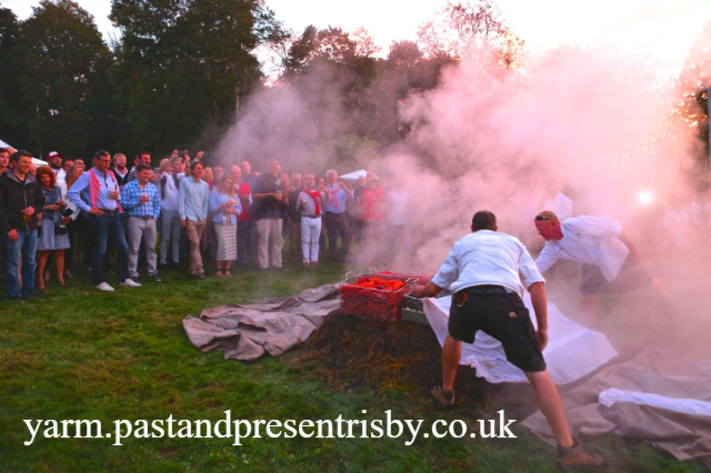 Tradisi Clam Bake Rhode Island